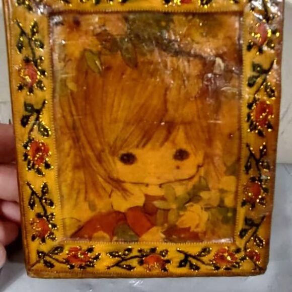 Vintage Girl Wall Hangings Plaques Made From 2x4's close Girl Pictures Lot Of 4 - Picture 2 of 7